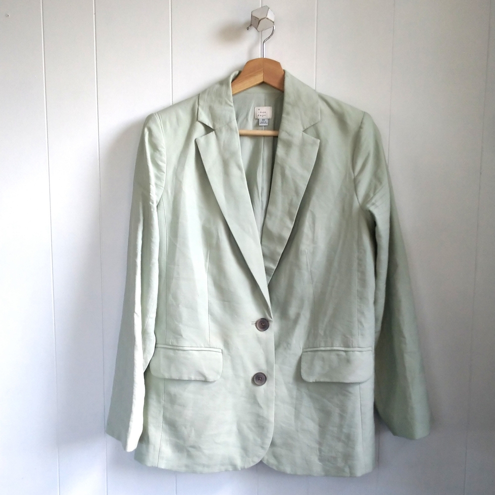 ☆ A NEW DAY Light Green Blazer